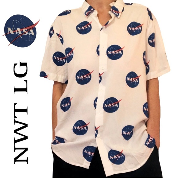 Chemistry Other - NWT NASA Chemistry white button down shirt LG short sleeve all over print logo